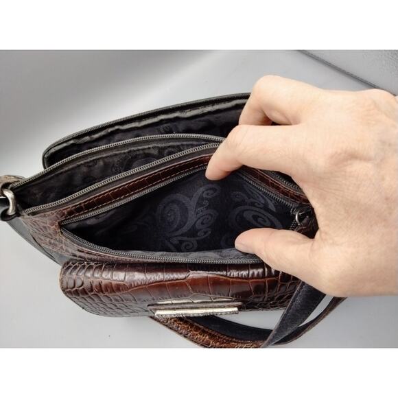 Brighton Brown Black Croc Embossed Leather Crossbody Purse Heart Charm Wallet - Picture 8 of 9